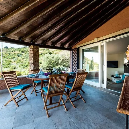 Sleeps 10 Pool Air Con Wifi Villa