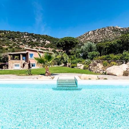 Sleeps 10 Pool Air Con Wifi Villa