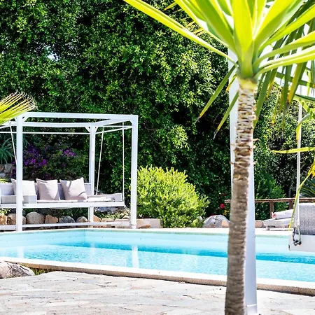Sleeps 10 Pool Air Con Wifi