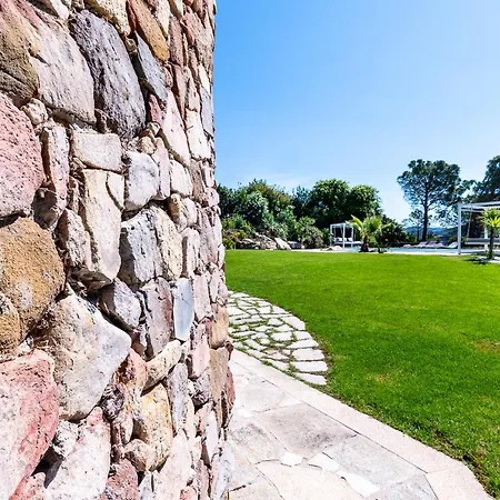 Sleeps 10 Pool Air Con Wifi * Villasimius